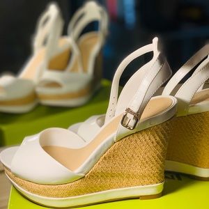 White wedges